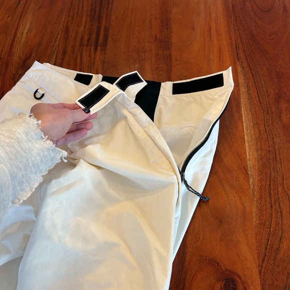 Mountain Hardwear Conduit Snow Pants Ski Snowboard. Women’s Medium. - Picture 5 of 10